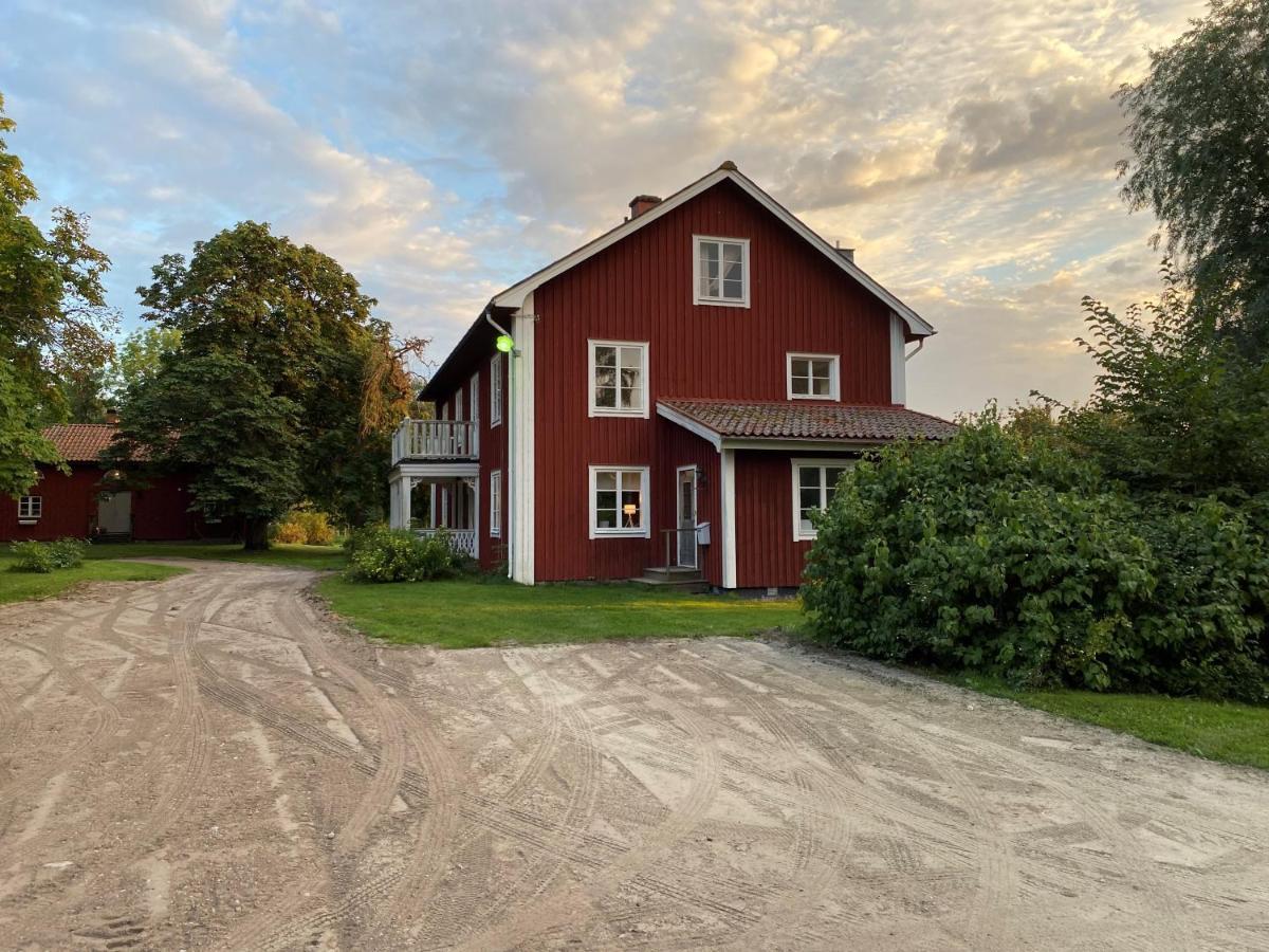 Segerstadsby Gardshotell Ab Vålberg 외부 사진